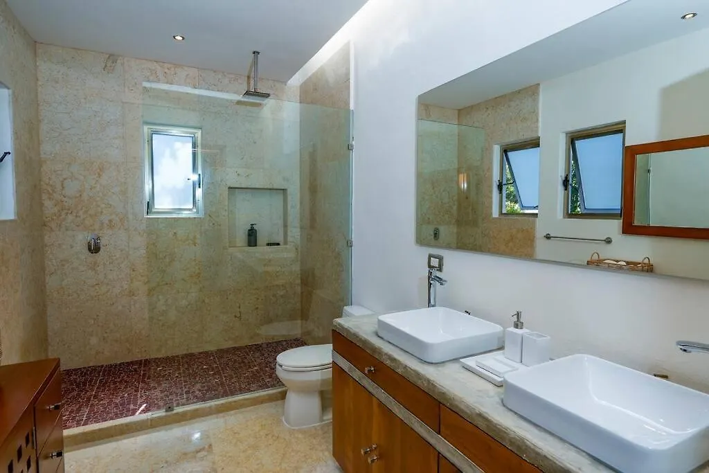 Villa Toh, Riviera Maya Playa del Carmen Mexico